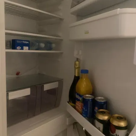 Apartamento 2+kk, 50 M2 V Klidne Lokalite. 10 Min Od Centra Prahy.