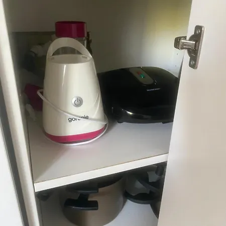 Apartamento 2+kk, 50 M2 V Klidne Lokalite. 10 Min Od Centra Prahy.