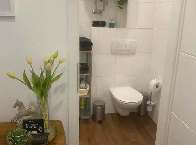 2+kk, 50 M2 V Klidne Lokalite. 10 Min Od Centra Prahy. *