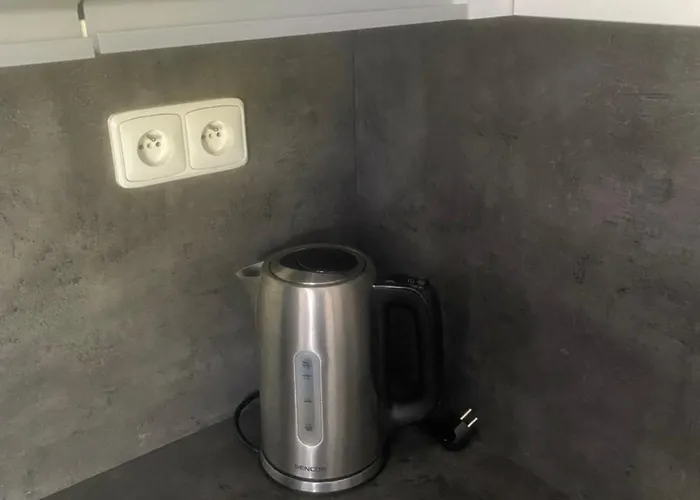 2+kk, 50 M2 V Klidne Lokalite. 10 Min Od Centra Prahy. Apartament Praga