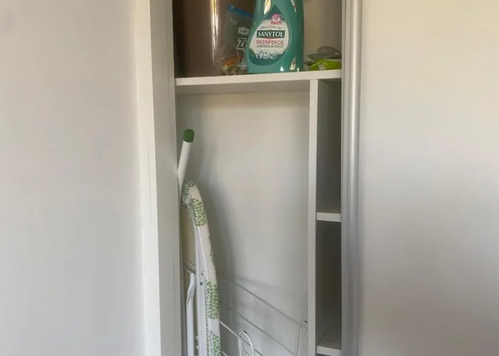 Apartament 2+kk, 50 M2 V Klidne Lokalite. 10 Min Od Centra Prahy.