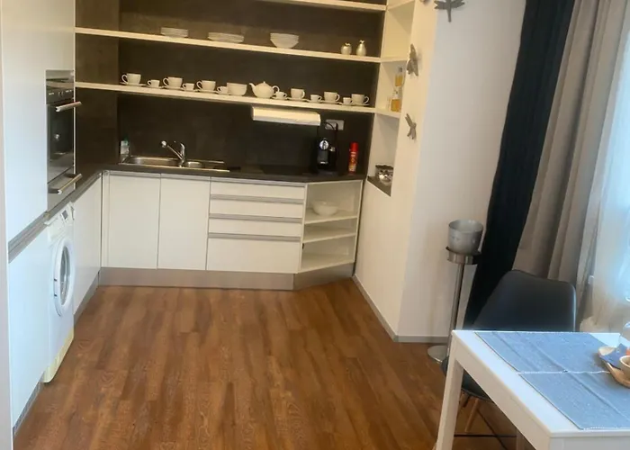 2+kk, 50 M2 V Klidne Lokalite. 10 Min Od Centra Prahy. Apartament Praga